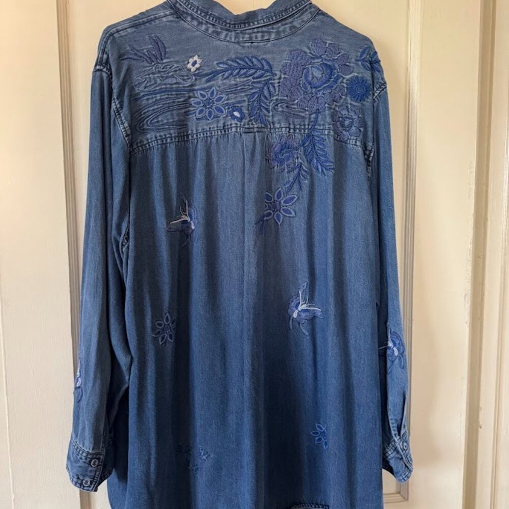 Johnny Was Workshop 2X Embroidered Tunic Top Blue Boho Floral Zip Neck Plus - Picture 3 of 3